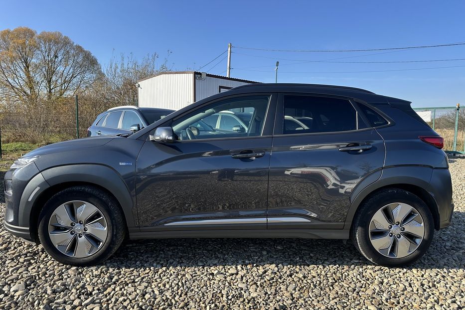 Продам Hyundai Kona  64kWhМакс.комплектація ЛЮК 2021 года в Львове