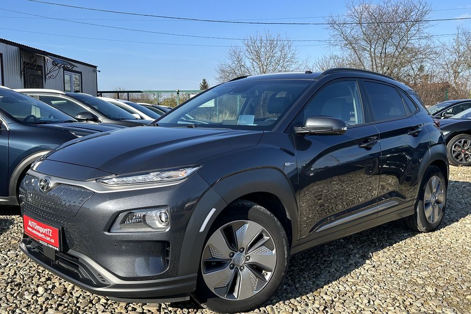 Продам Hyundai Kona  64kWhМакс.комплектація ЛЮК 2021 года в Львове
