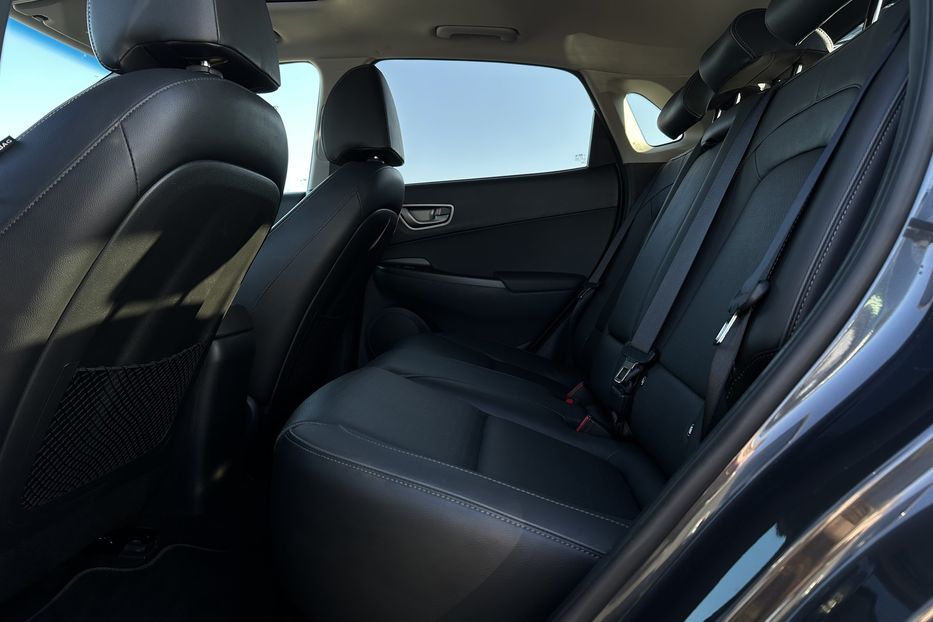 Продам Hyundai Kona  64kWhМакс.комплектація ЛЮК 2021 года в Львове