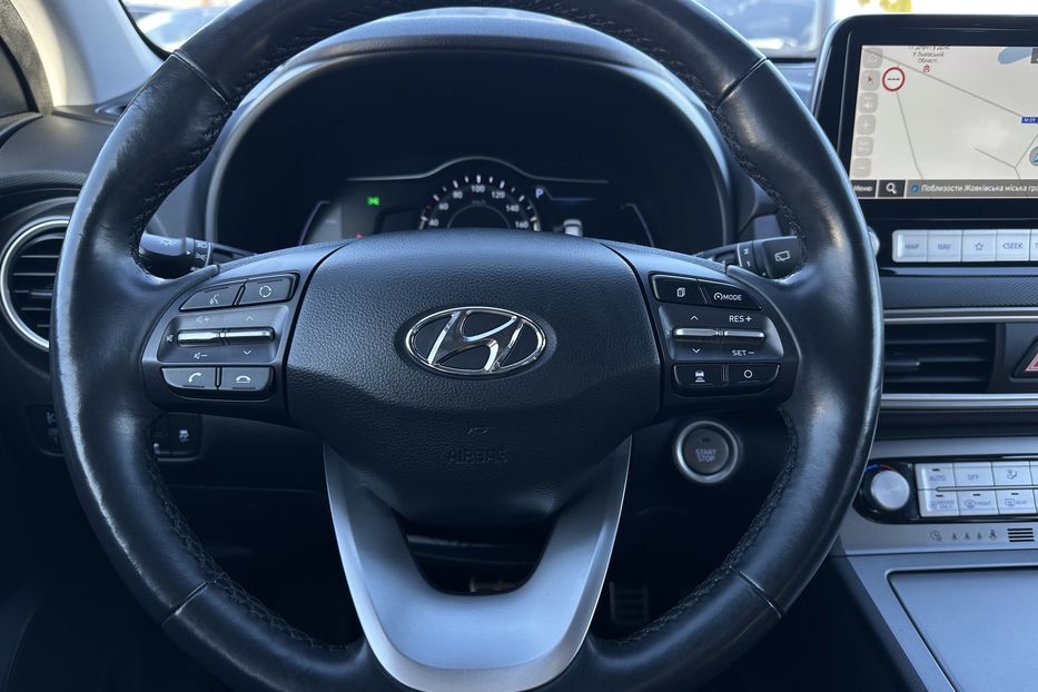 Продам Hyundai Kona  64kWhМакс.комплектація ЛЮК 2021 года в Львове