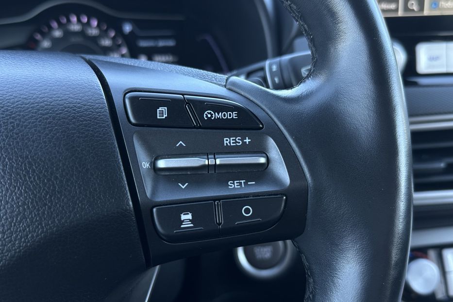 Продам Hyundai Kona  64kWhМакс.комплектація ЛЮК 2021 года в Львове