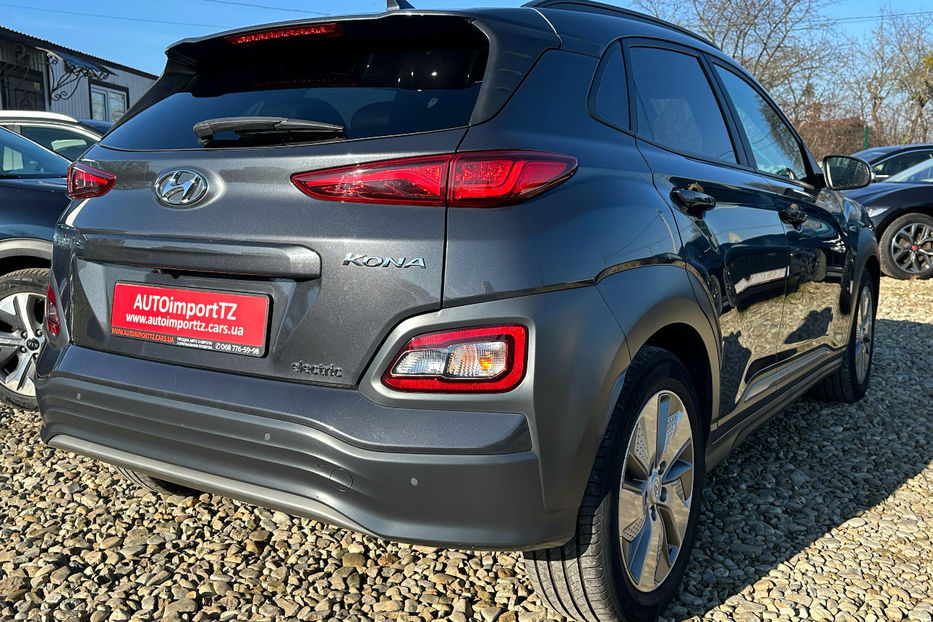 Продам Hyundai Kona  64kWhМакс.комплектація ЛЮК 2021 года в Львове