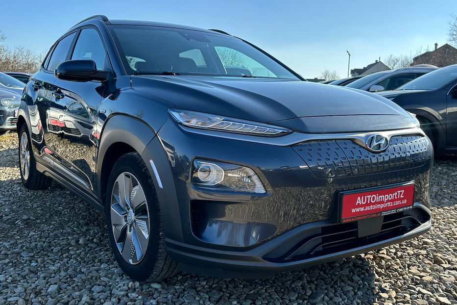 Продам Hyundai Kona  64kWhМакс.комплектація ЛЮК 2021 года в Львове