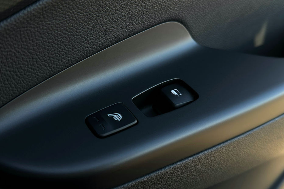 Продам Hyundai Kona  64kWhМакс.комплектація ЛЮК 2021 года в Львове