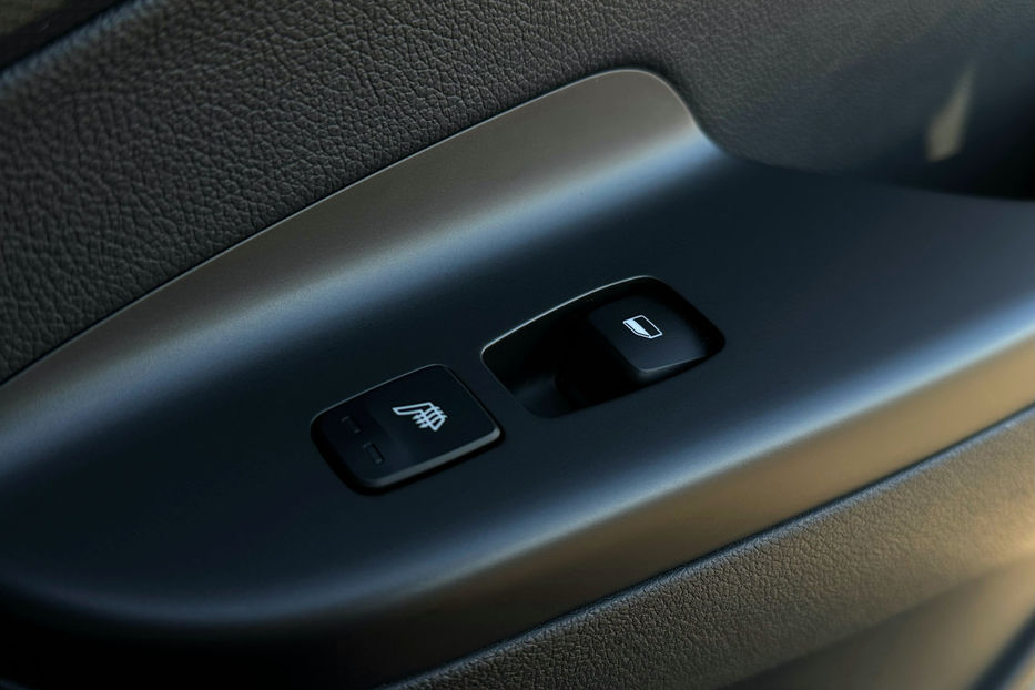 Продам Hyundai Kona  64kWhМакс.комплектація ЛЮК 2021 года в Львове