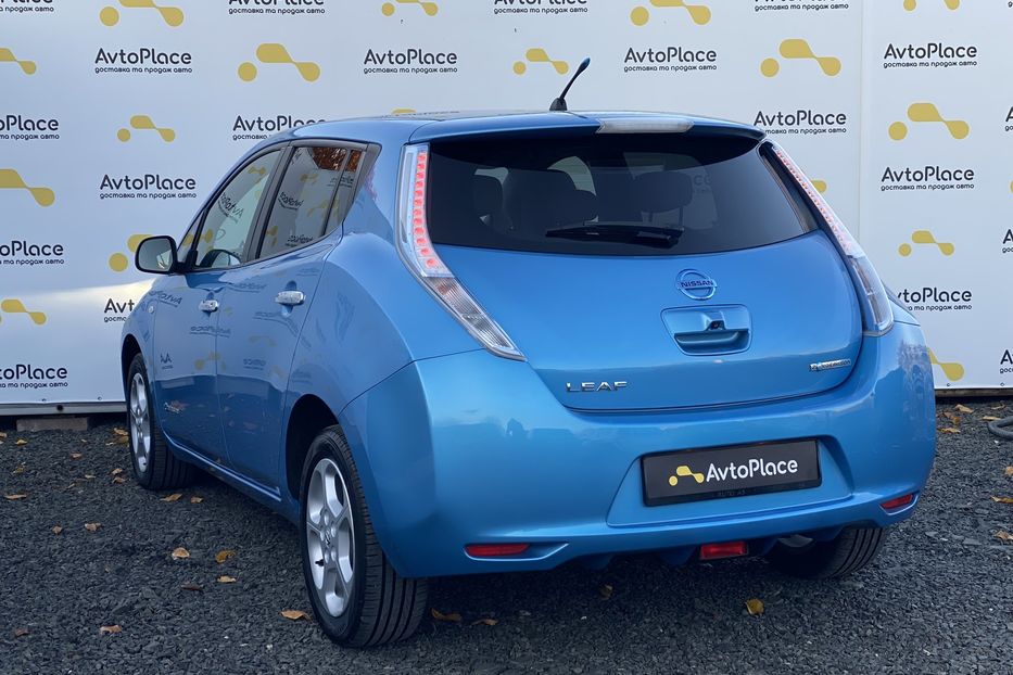Продам Nissan Leaf 2011 года в Луцке