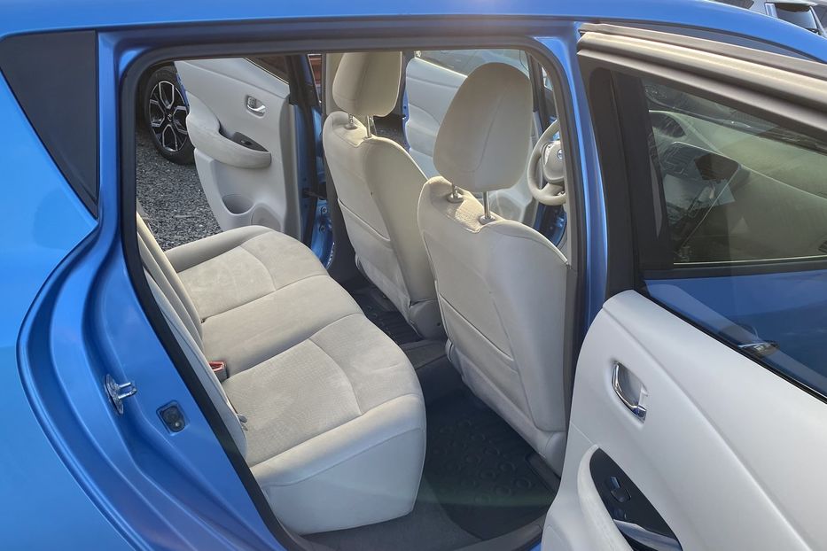 Продам Nissan Leaf 2011 года в Луцке