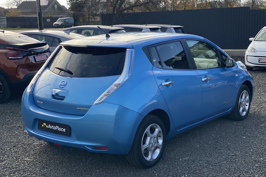 Продам Nissan Leaf 2011 года в Луцке