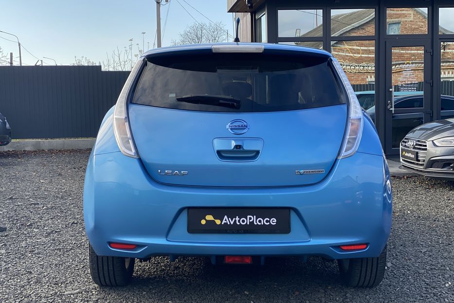 Продам Nissan Leaf 2011 года в Луцке