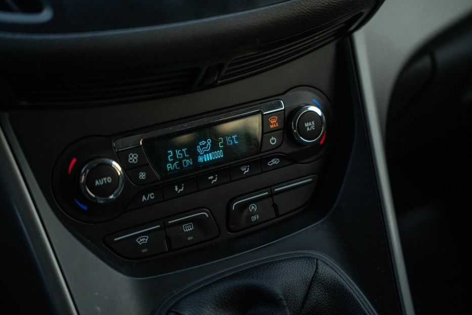 Продам Ford Kuga 2015 года в Черновцах