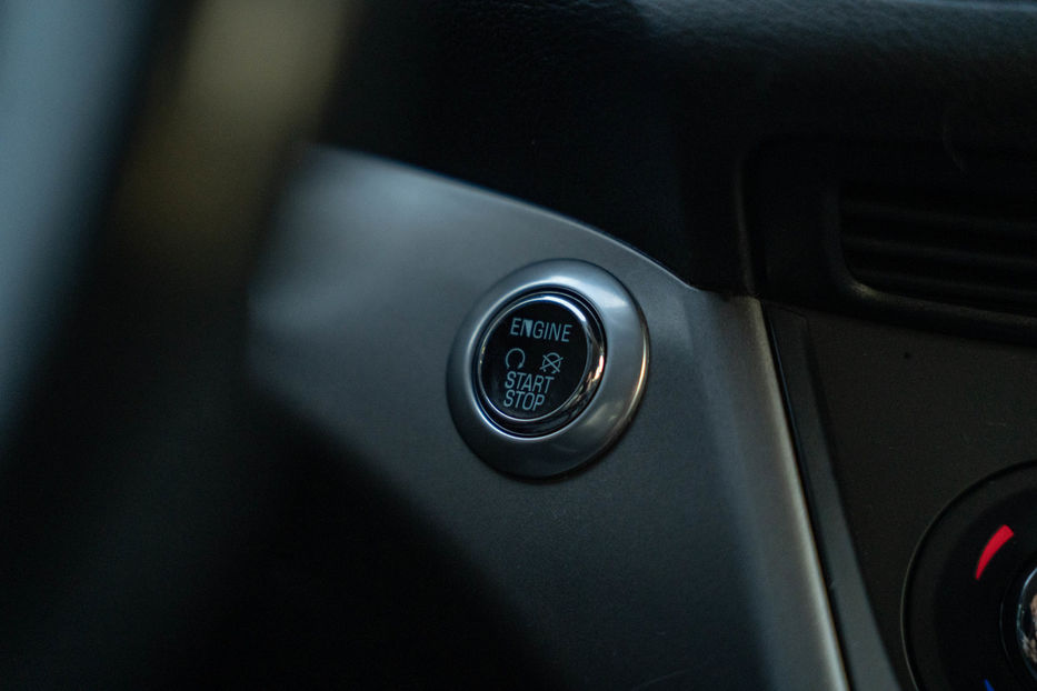 Продам Ford Kuga 2015 года в Черновцах