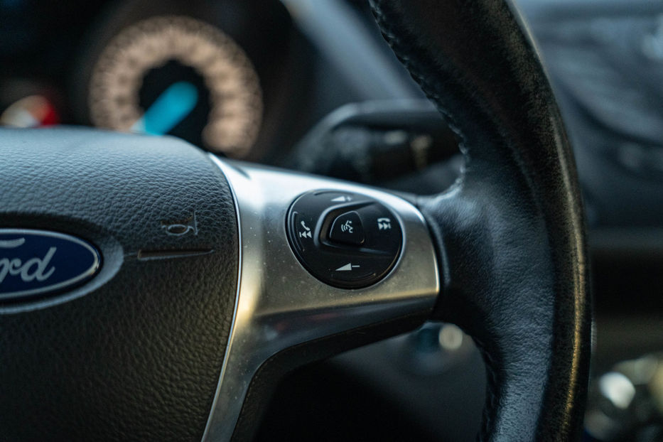 Продам Ford Kuga 2015 года в Черновцах