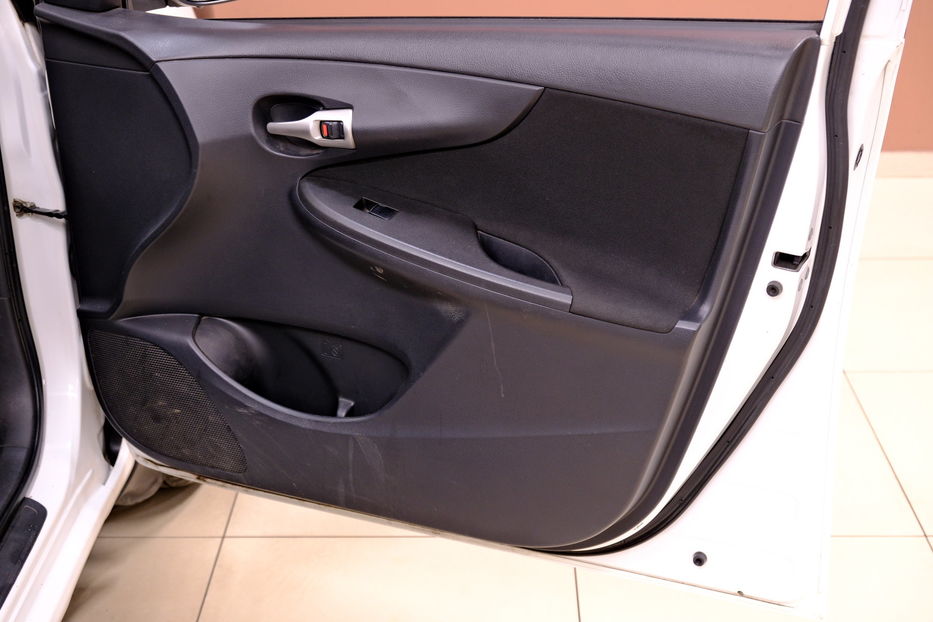 Продам Toyota Corolla 2011 года в Одессе