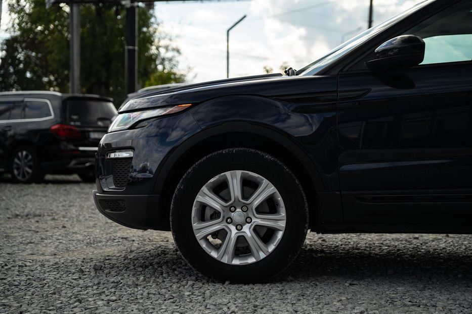 Продам Land Rover Range Rover Evoque SE 2017 года в Черновцах
