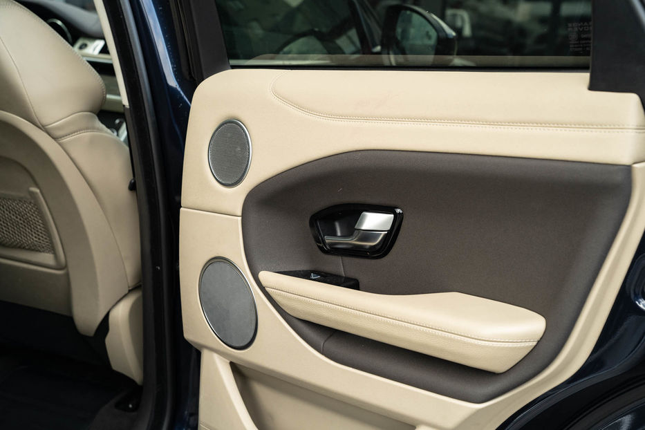 Продам Land Rover Range Rover Evoque SE 2017 года в Черновцах