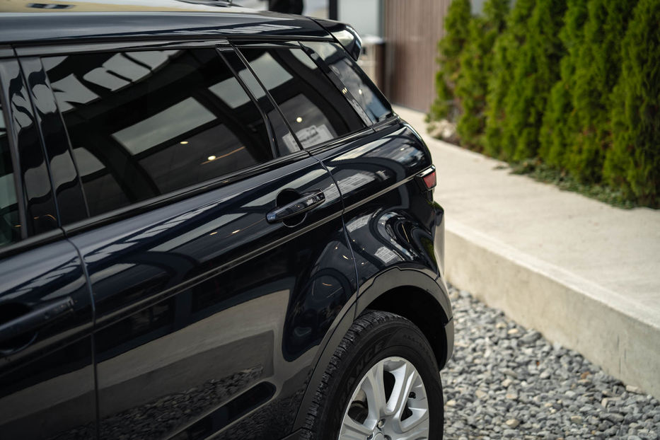 Продам Land Rover Range Rover Evoque SE 2017 года в Черновцах