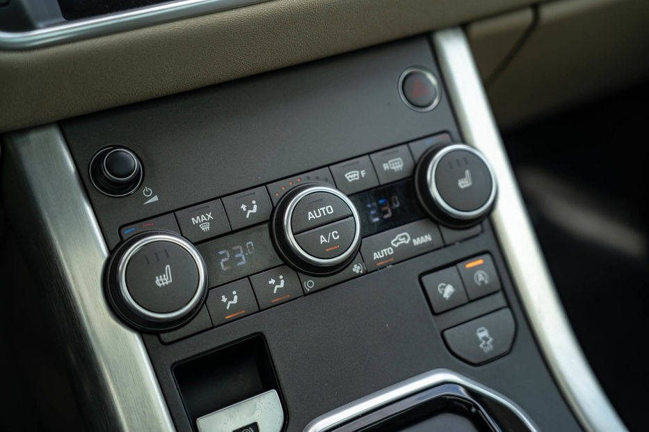 Продам Land Rover Range Rover Evoque SE 2017 года в Черновцах