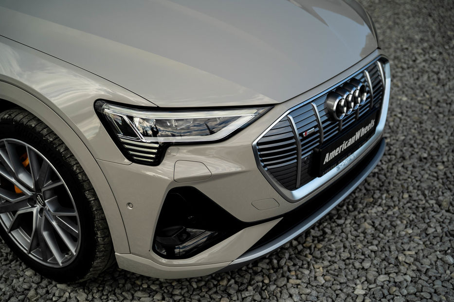 Продам Audi E-Tron 2020 года в Черновцах