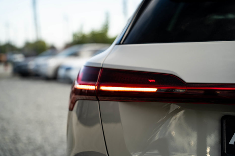 Продам Audi E-Tron 2020 года в Черновцах