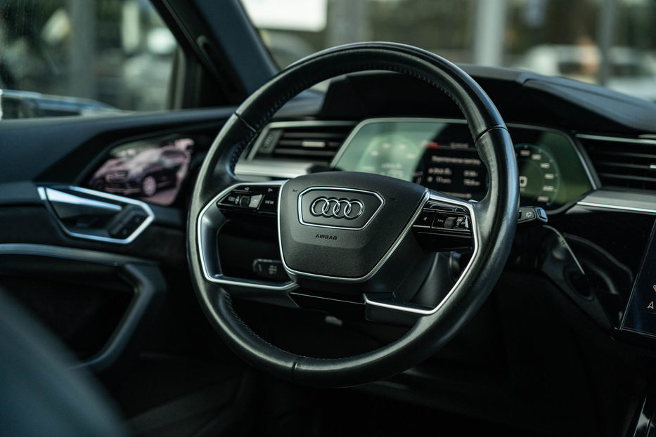 Продам Audi E-Tron 2020 года в Черновцах