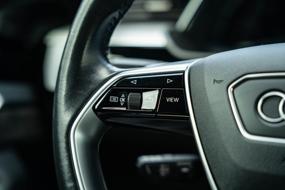 Продам Audi E-Tron 2020 года в Черновцах