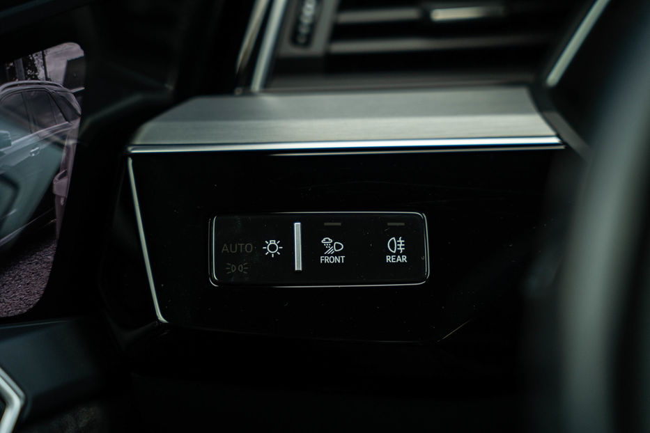 Продам Audi E-Tron 2020 года в Черновцах