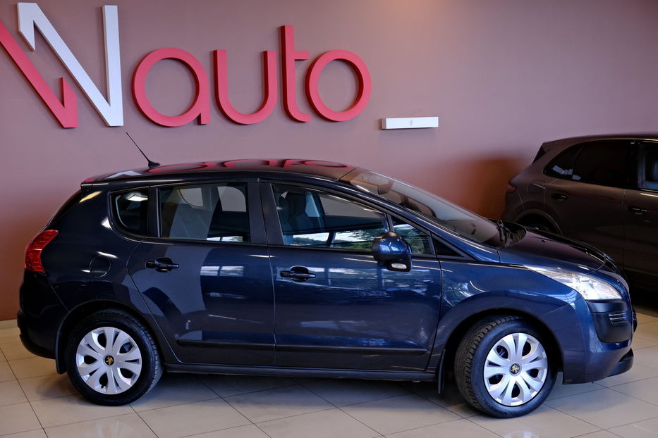 Продам Peugeot 3008 2011 года в Одессе