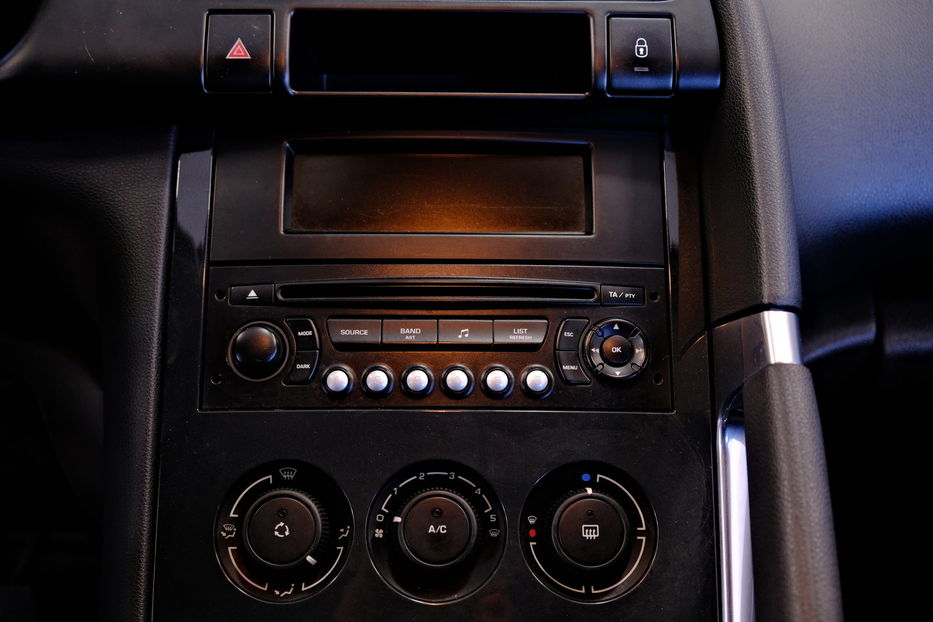 Продам Peugeot 3008 2011 года в Одессе