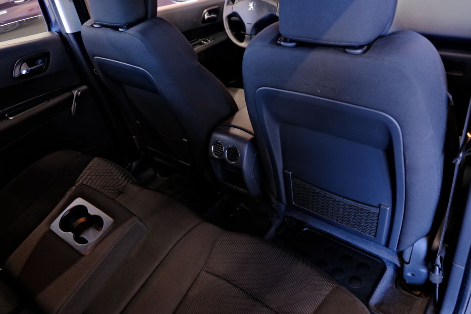 Продам Peugeot 3008 2011 года в Одессе