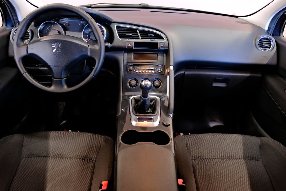 Продам Peugeot 3008 2011 года в Одессе