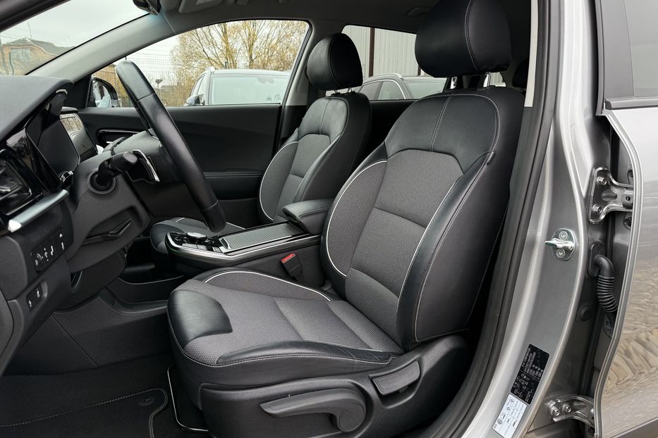 Продам Kia Niro 64кВтТепловийПідгрвсидінькерма 2022 года в Львове