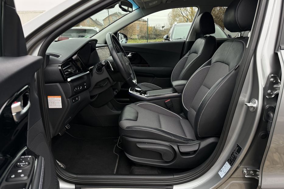 Продам Kia Niro 64кВтТепловийПідгрвсидінькерма 2022 года в Львове