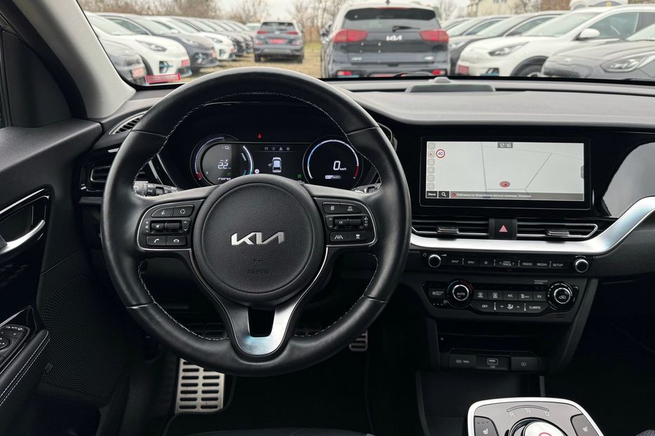 Продам Kia Niro 64кВтТепловийПідгрвсидінькерма 2022 года в Львове