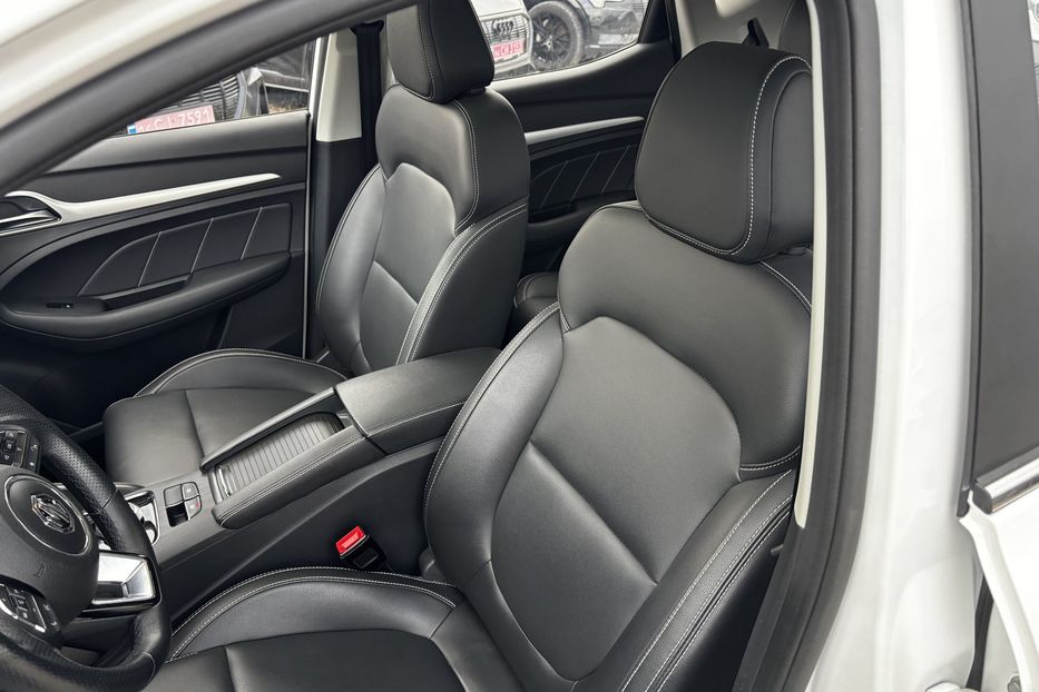 Продам MG ZR ZS EV авто у Львові  2021 года в Львове