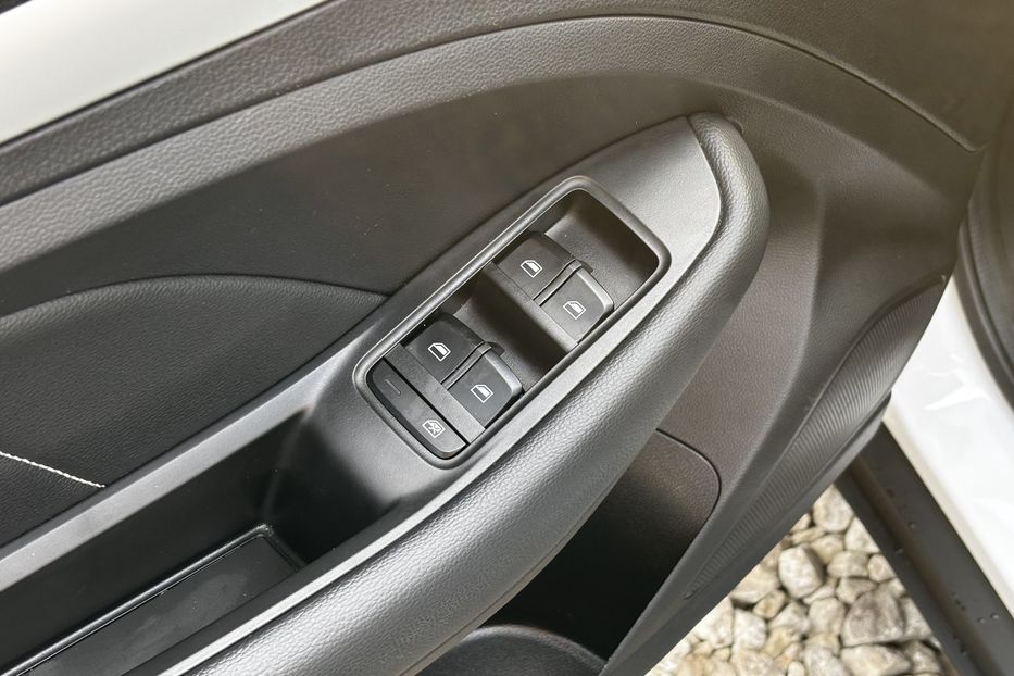 Продам MG ZR ZS EV авто у Львові  2021 года в Львове