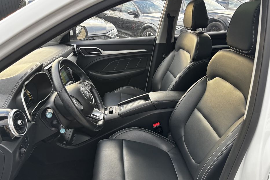 Продам MG ZR ZS EV авто у Львові  2021 года в Львове