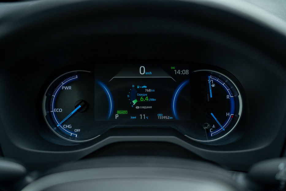 Продам Toyota Rav 4 Hybrid 2019 года в Черновцах