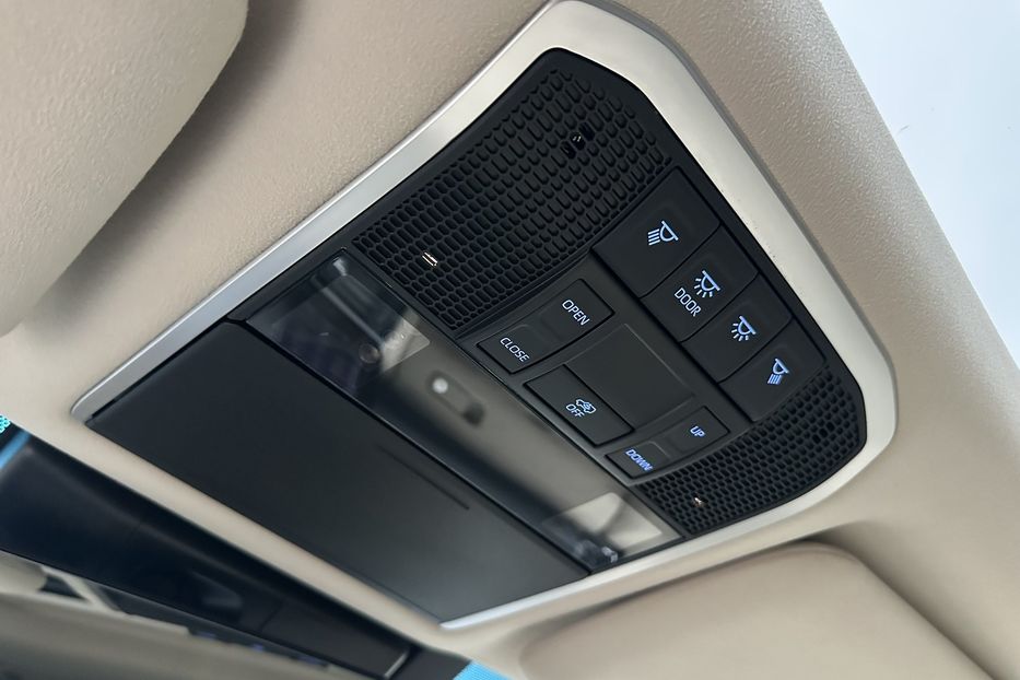 Продам Toyota Land Cruiser 300 Premium 70Anniversary 2021 года в Киеве