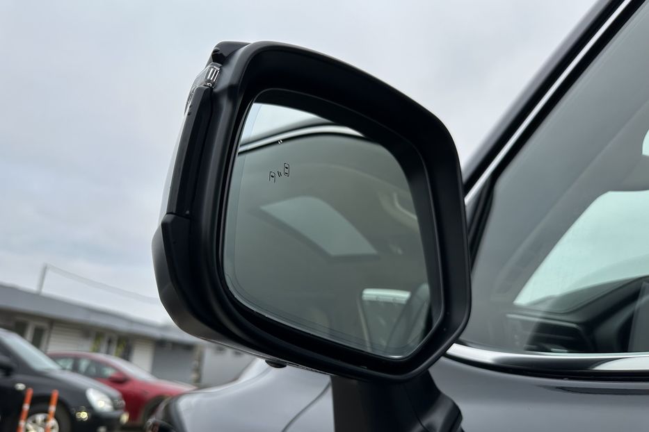 Продам Toyota Land Cruiser 300 Premium 70Anniversary 2021 года в Киеве