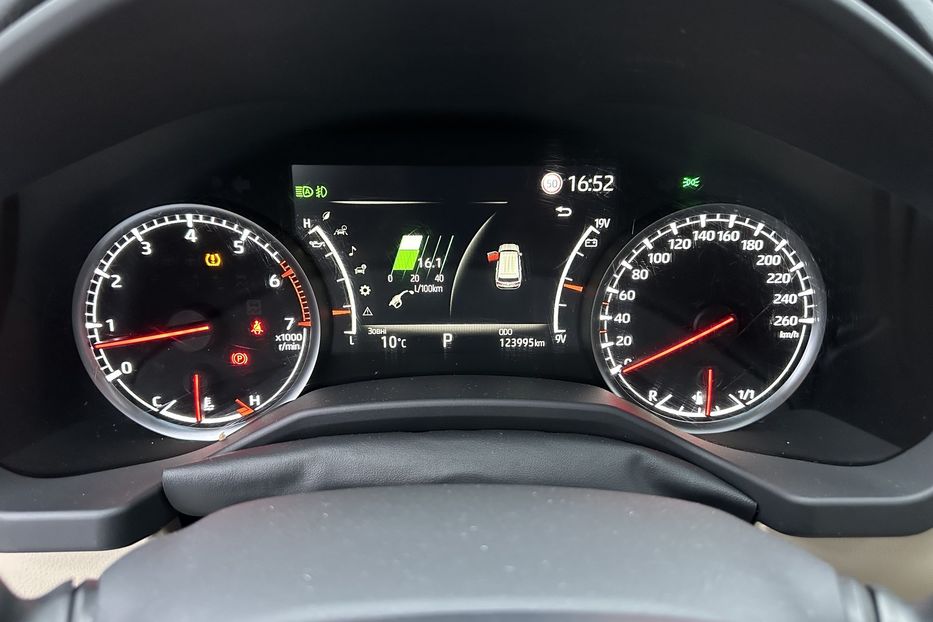 Продам Toyota Land Cruiser 300 Premium 70Anniversary 2021 года в Киеве