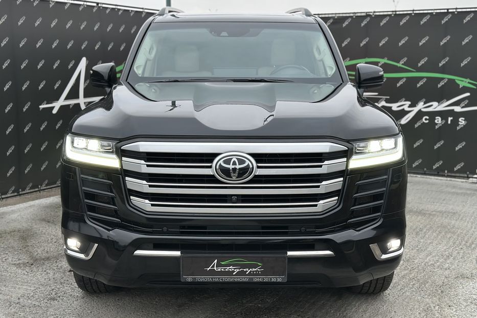 Продам Toyota Land Cruiser 300 Premium 70Anniversary 2021 года в Киеве