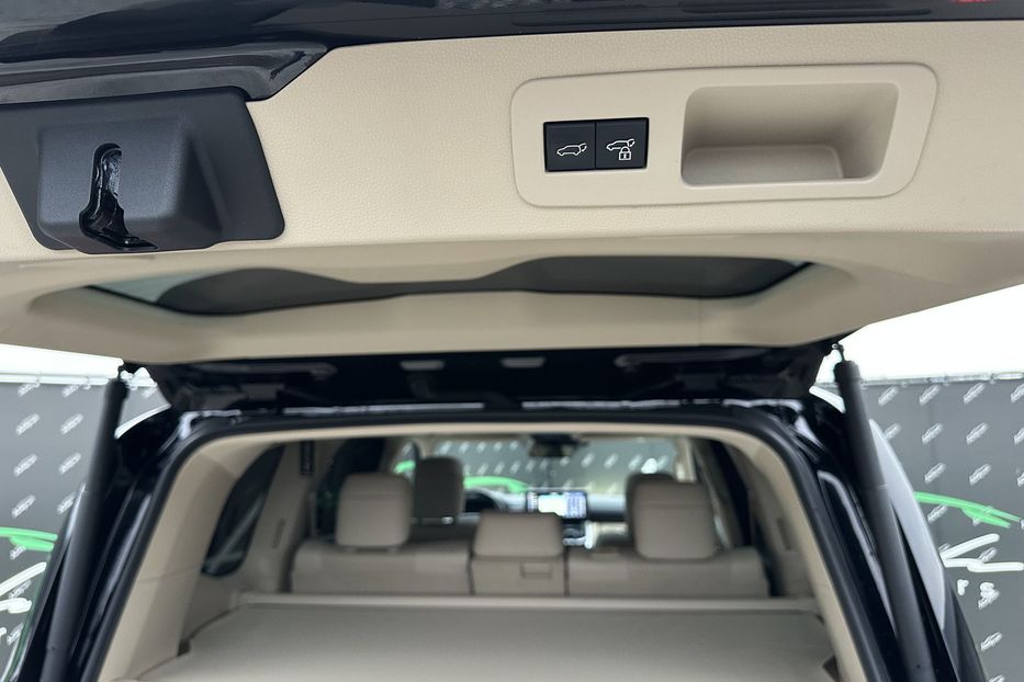 Продам Toyota Land Cruiser 300 Premium 70Anniversary 2021 года в Киеве