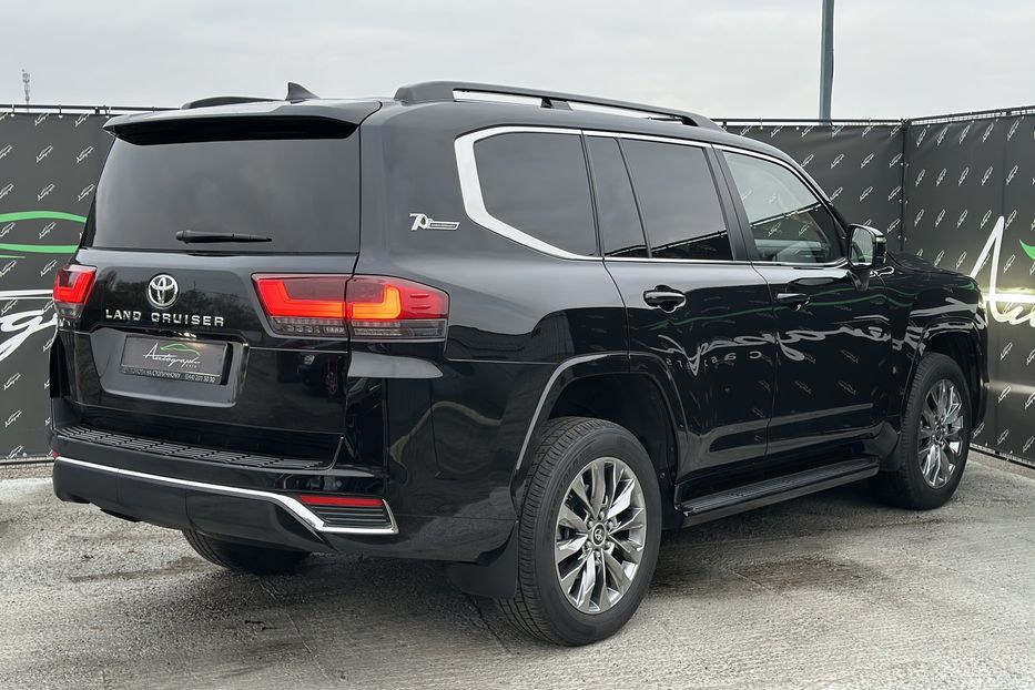 Продам Toyota Land Cruiser 300 Premium 70Anniversary 2021 года в Киеве