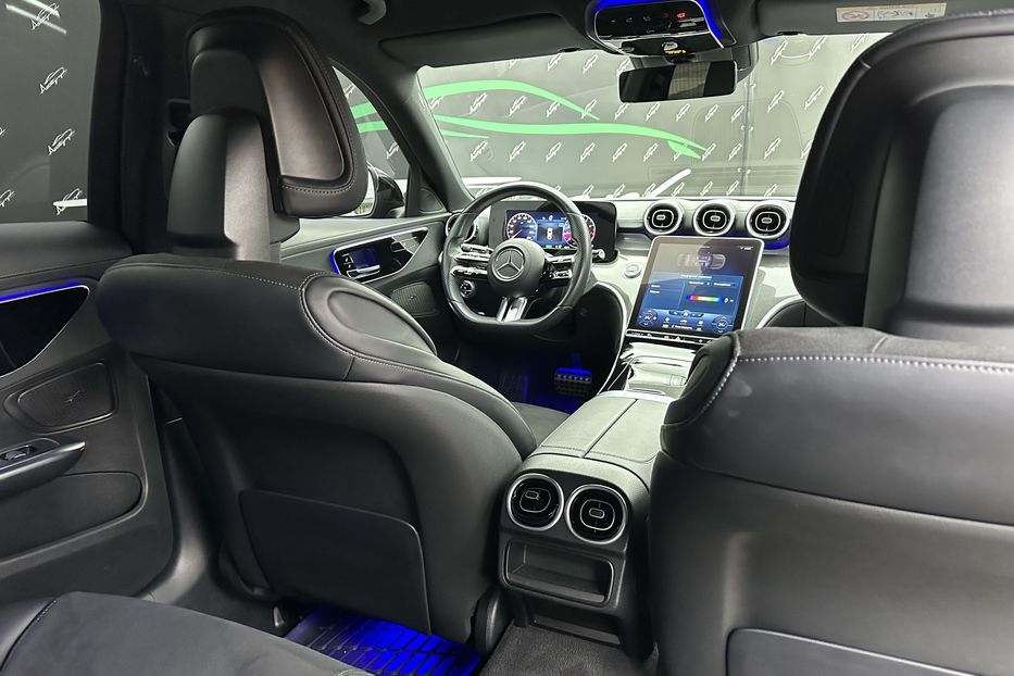 Продам Mercedes-Benz C-Class 200 AMG 4matic 2021 года в Киеве