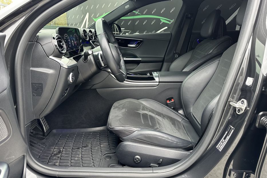 Продам Mercedes-Benz C-Class 200 AMG 4matic 2021 года в Киеве
