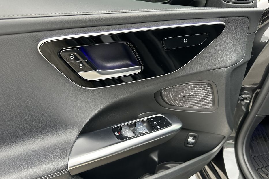 Продам Mercedes-Benz C-Class 200 AMG 4matic 2021 года в Киеве