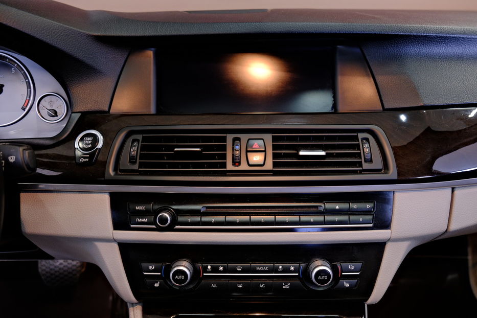 Продам BMW 528 2013 года в Одессе