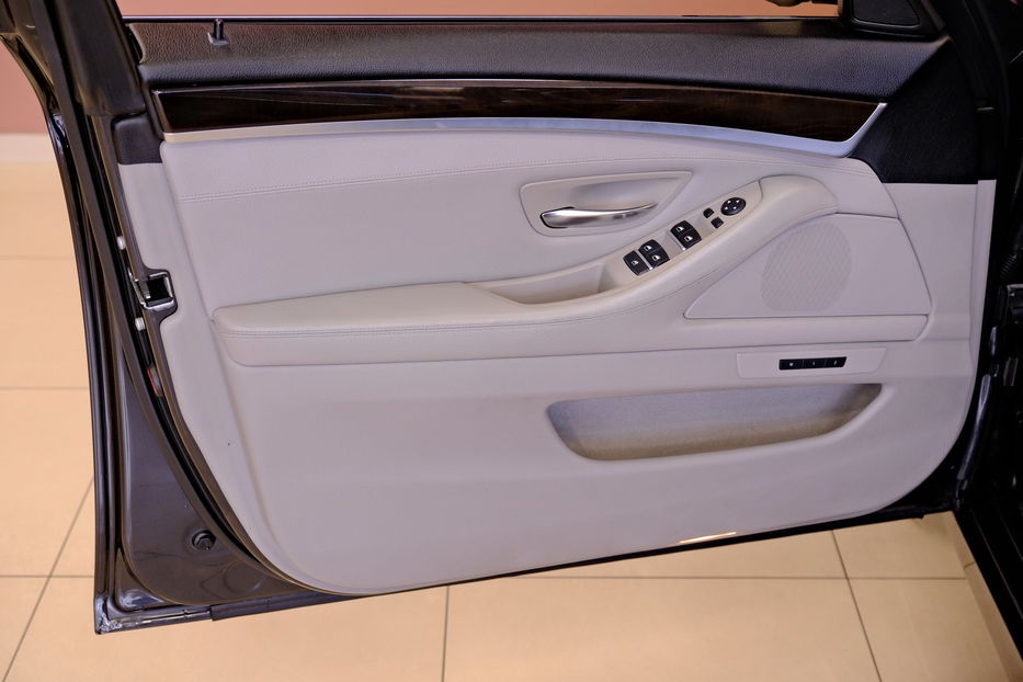 Продам BMW 528 2013 года в Одессе