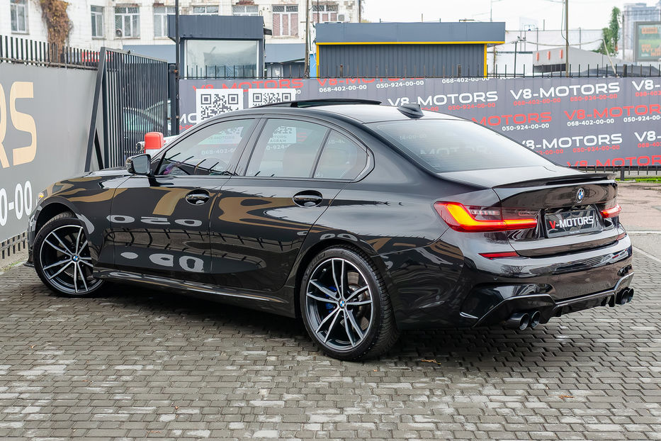 Продам BMW 330 Xdrive 2019 года в Киеве