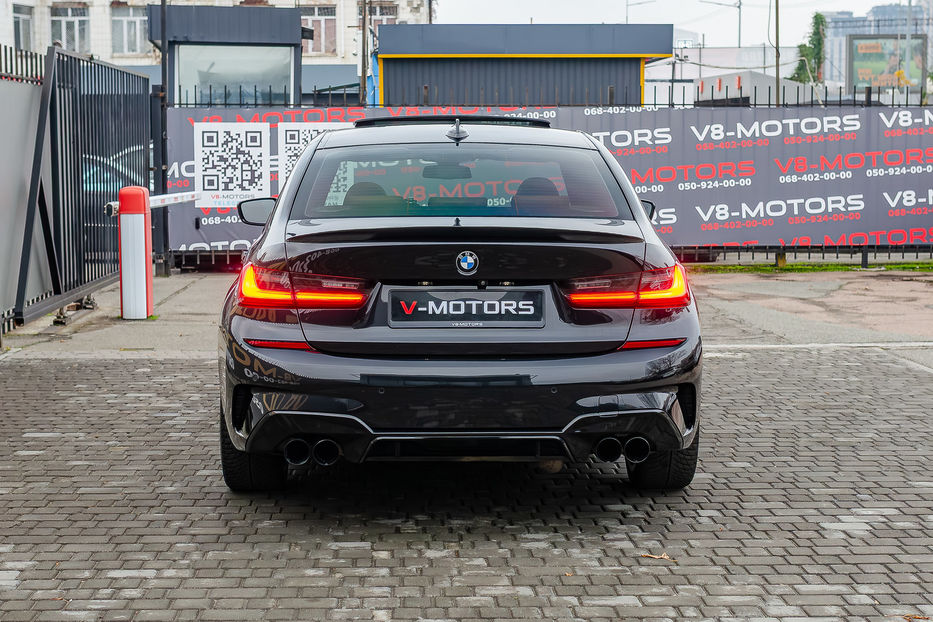 Продам BMW 330 Xdrive 2019 года в Киеве